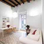 Daire Casa Crispi 51 Napoli