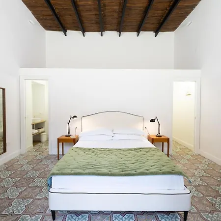 Casa Crispi 51 شقة