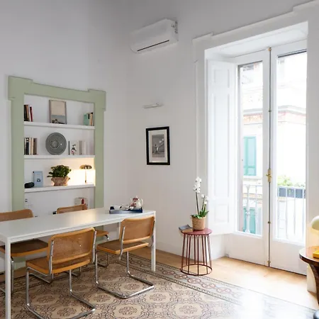 Casa Crispi 51 Napoli